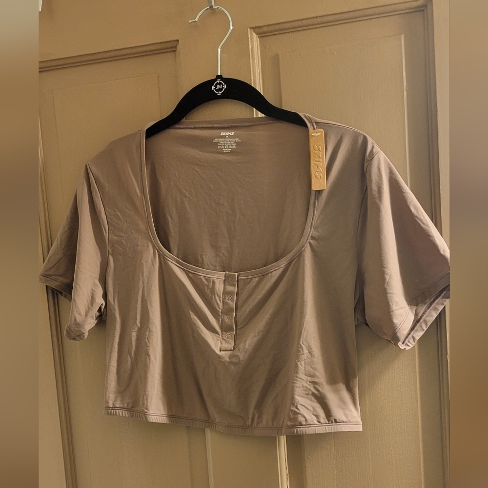 SKIMS Womens Fits Everybody Henley Crop Top umber 3X (AP-HEN-1055)